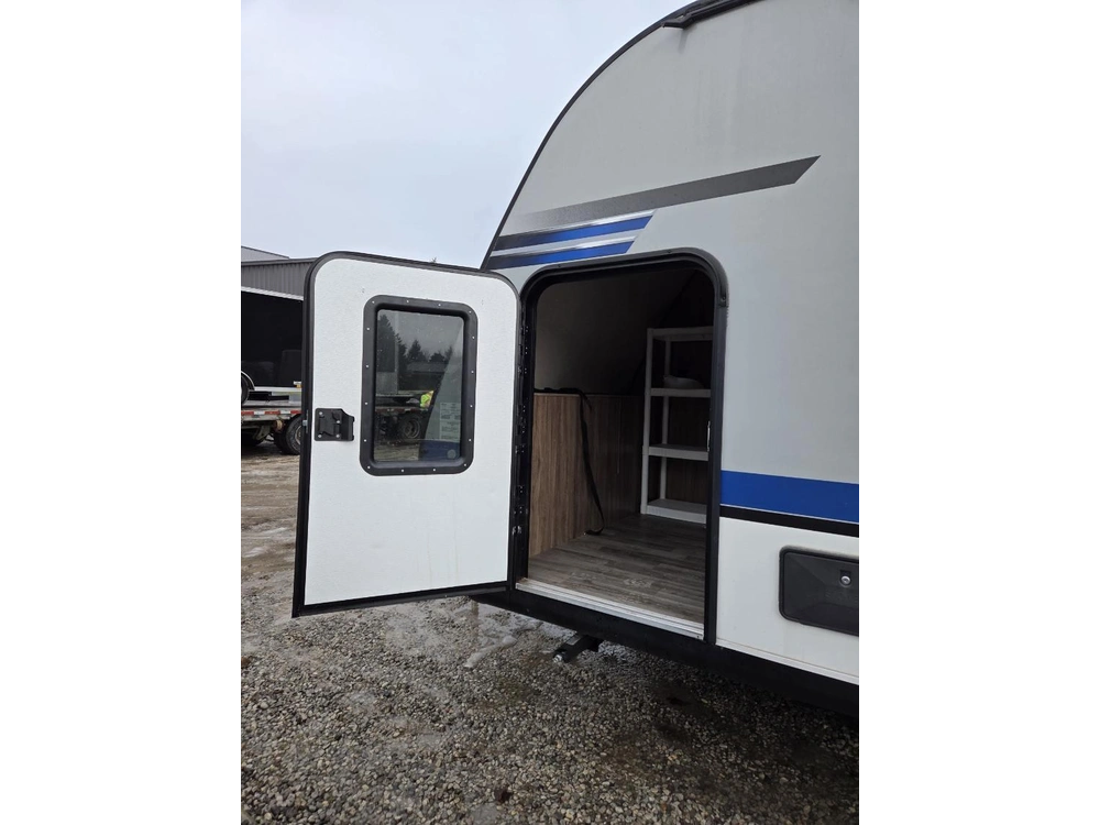 2019 Jayco X213 alt