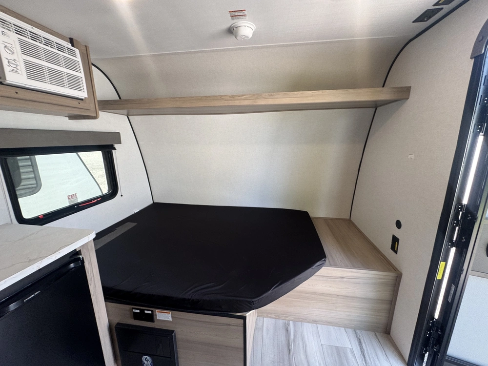 Keystone Rv Coleman 13r 2026 alt