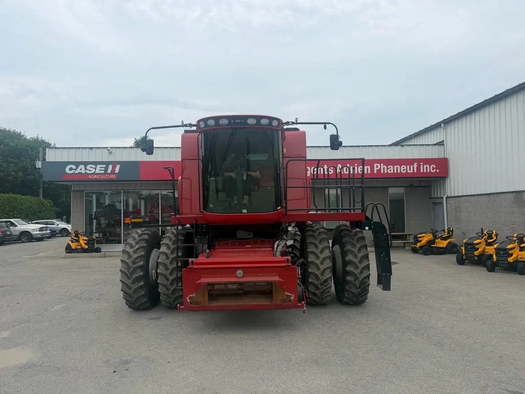 2012 Case IH 6130