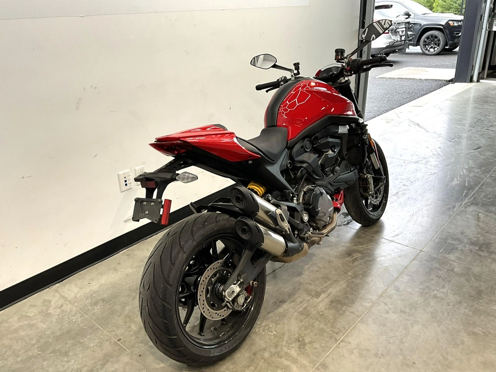 Ducati Monster 937+ 2022 alt