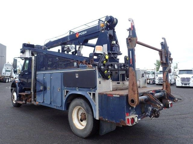 International 4400 2010