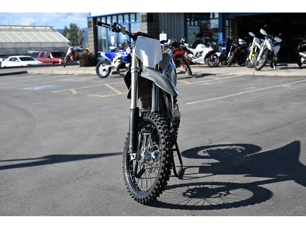 2025 Stark Future Varg Mx 1.2 60 Hp alt