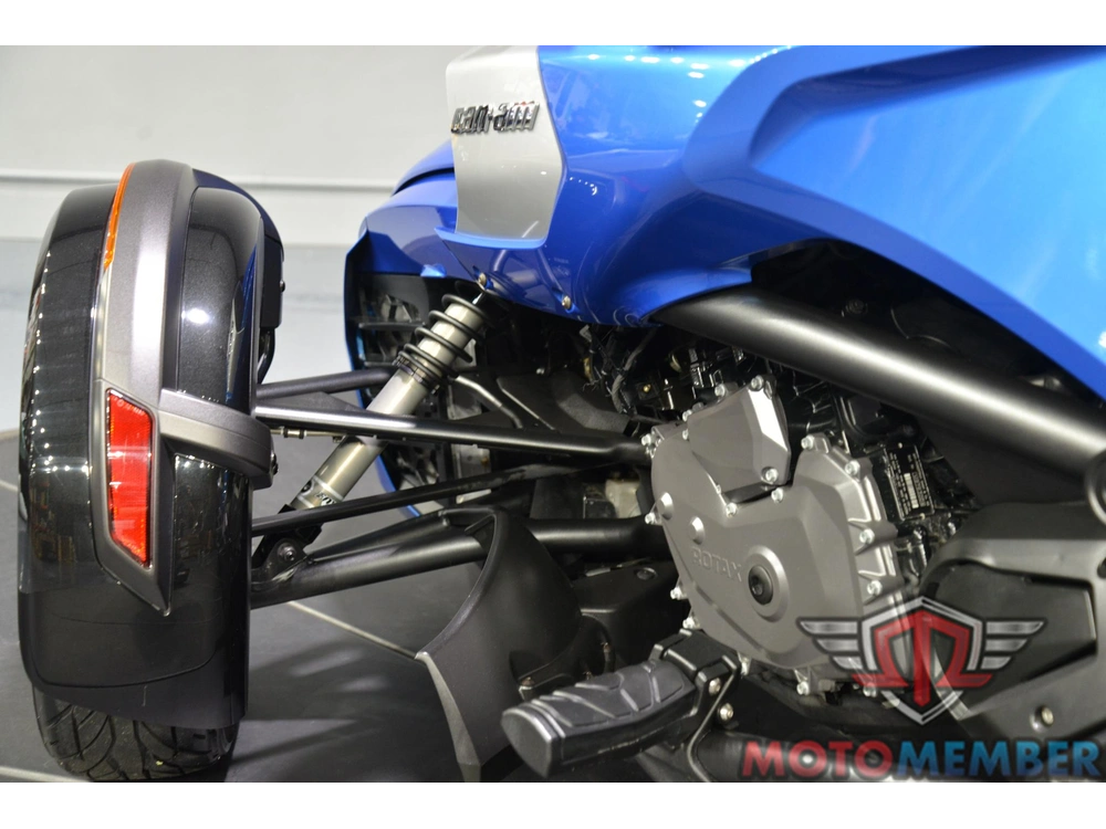 2017 Can-am Spyder F3-s alt
