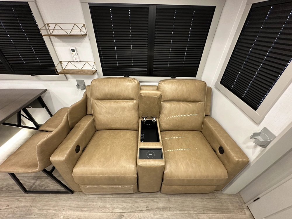2024 Brinkley Rv Z-air 285 alt