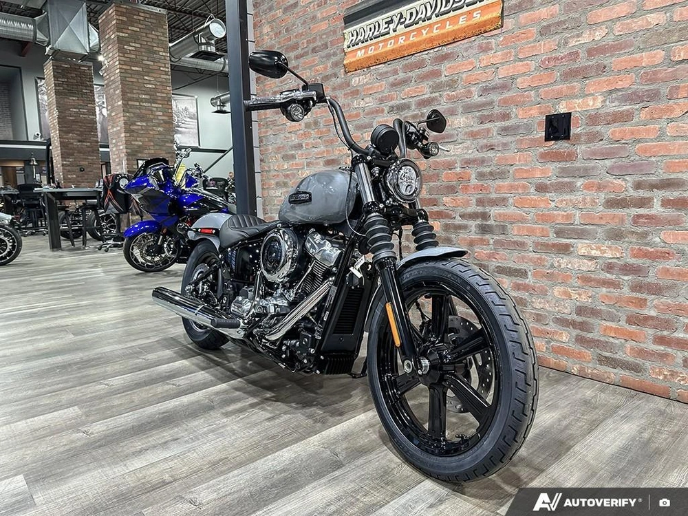2026 Harley-davidson Street Bob alt