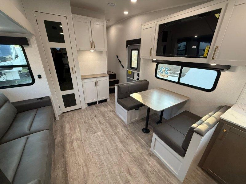 Jayco Eagle 24mle 2027 alt