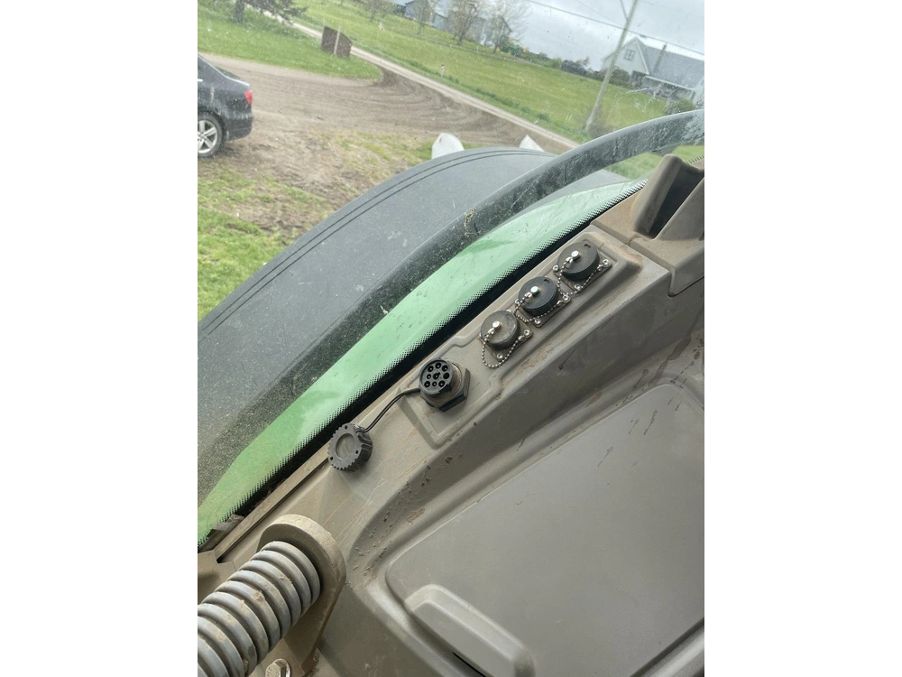 2021 John Deere 7r 250 alt