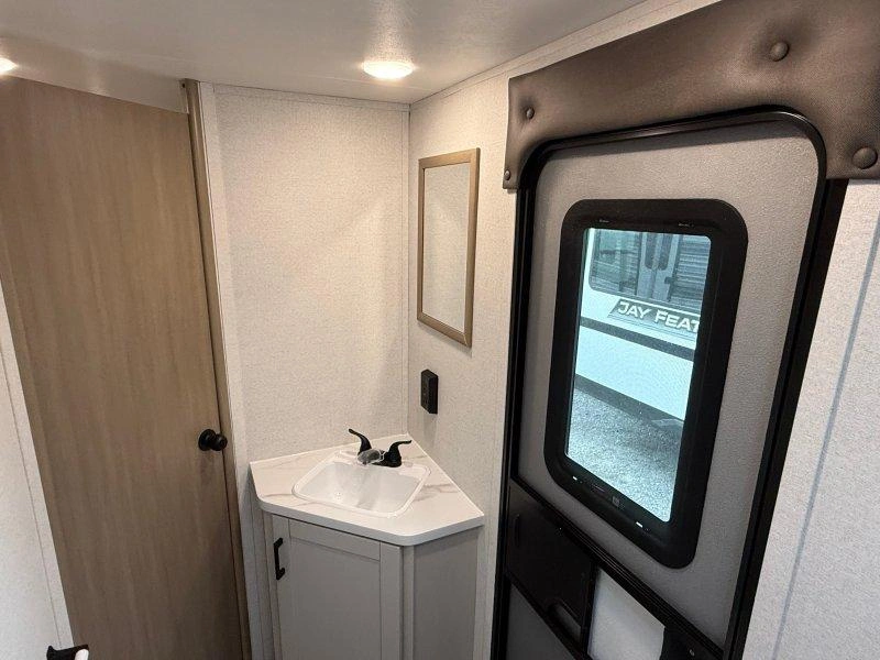 Jayco Jayflight 270bhs 2027 alt