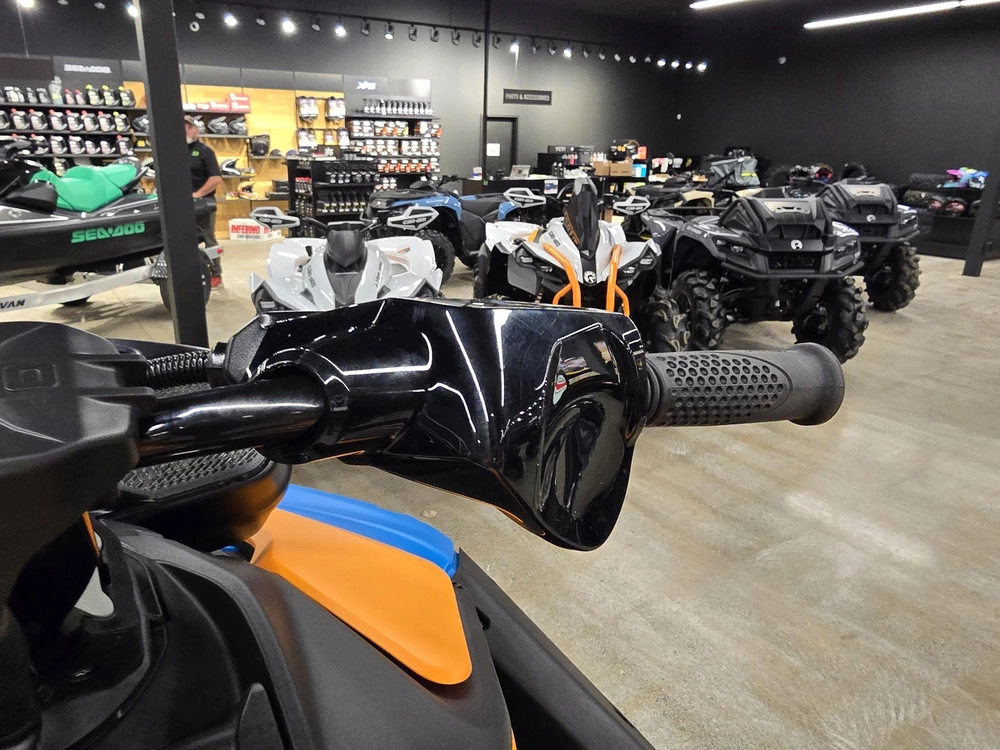 2026 Sea-doo Spark Trixx For 1 alt