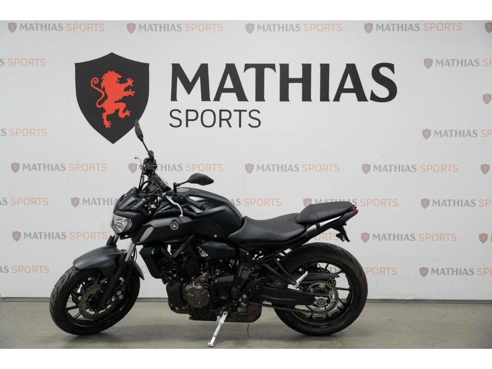 2019 Yamaha Mt-07 alt