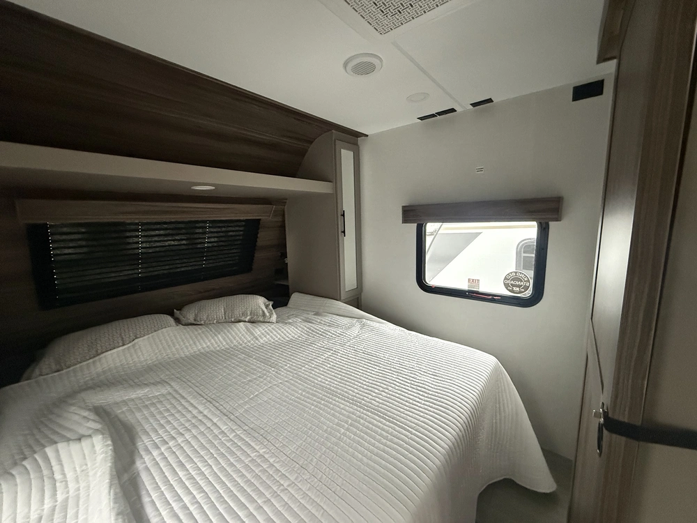 Kz-rv Connect 261rb 2027 alt