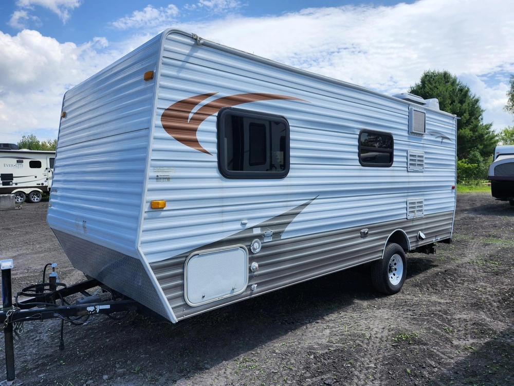 2012 Layton 183 alt