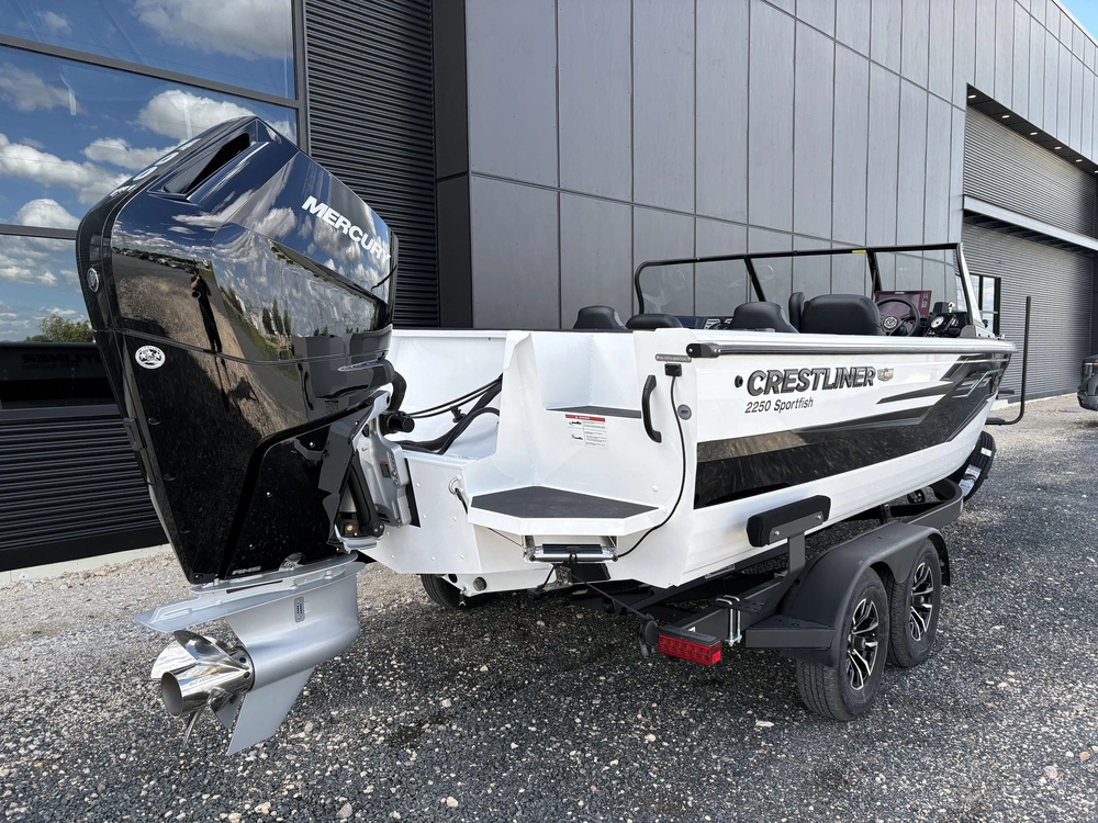 2026 Crestliner 2250 Sportfish alt