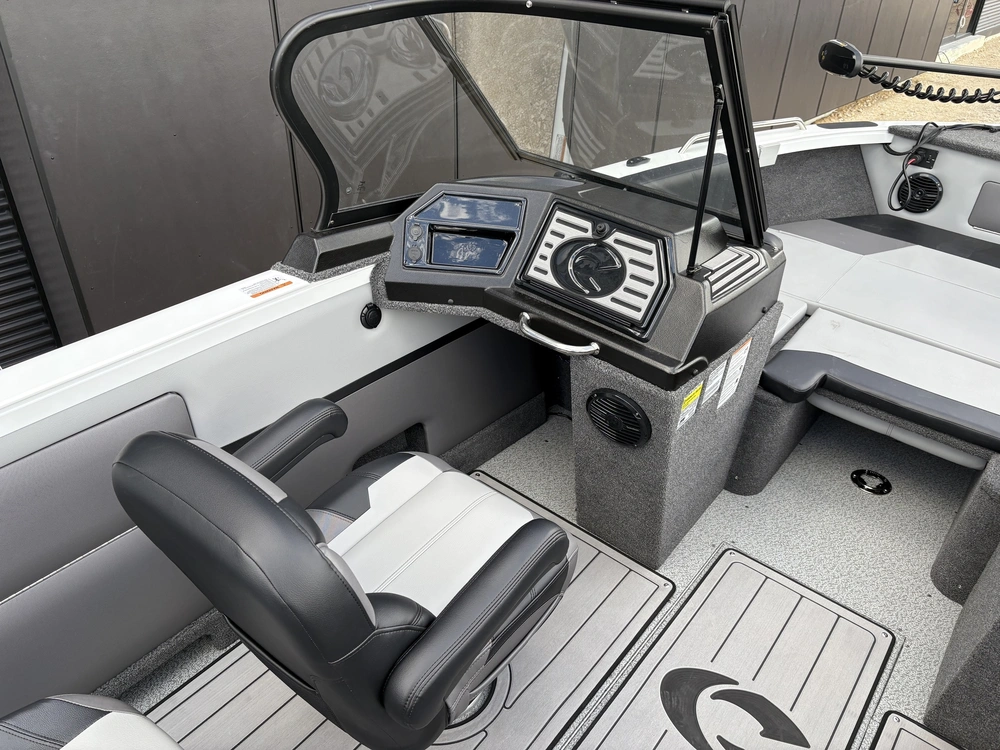 2026 Crestliner 2250 Sportfish alt