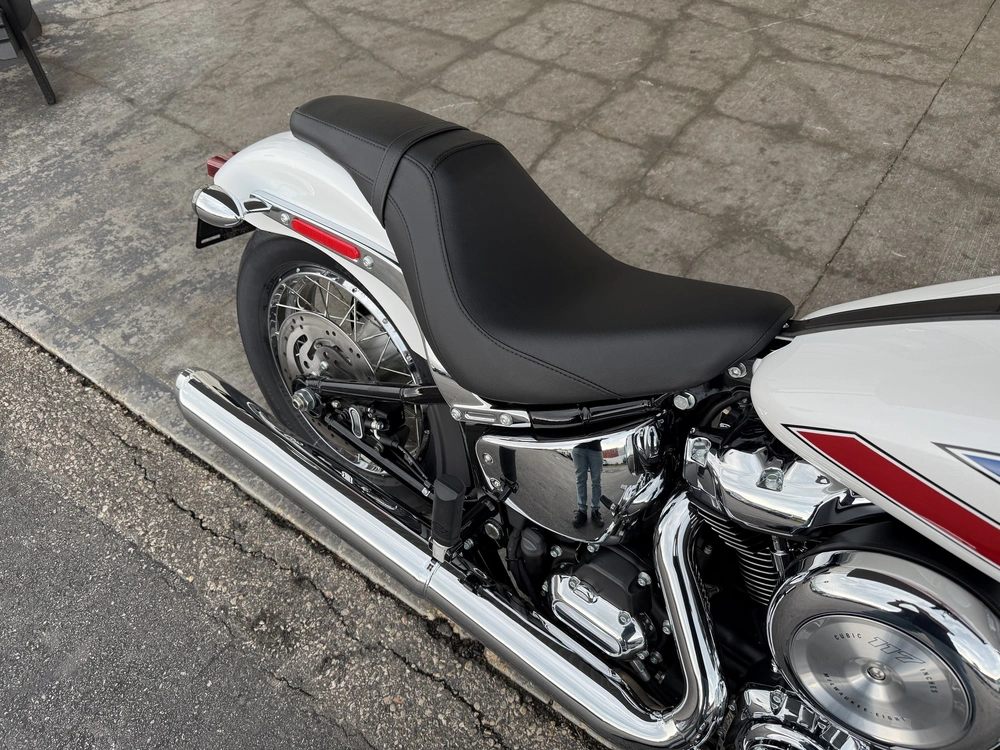 2026 Harley-davidson Super Glide alt