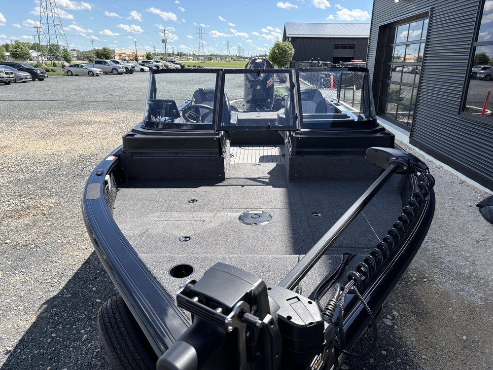 2026 Crestliner 2050 Fish Hawk Wt alt
