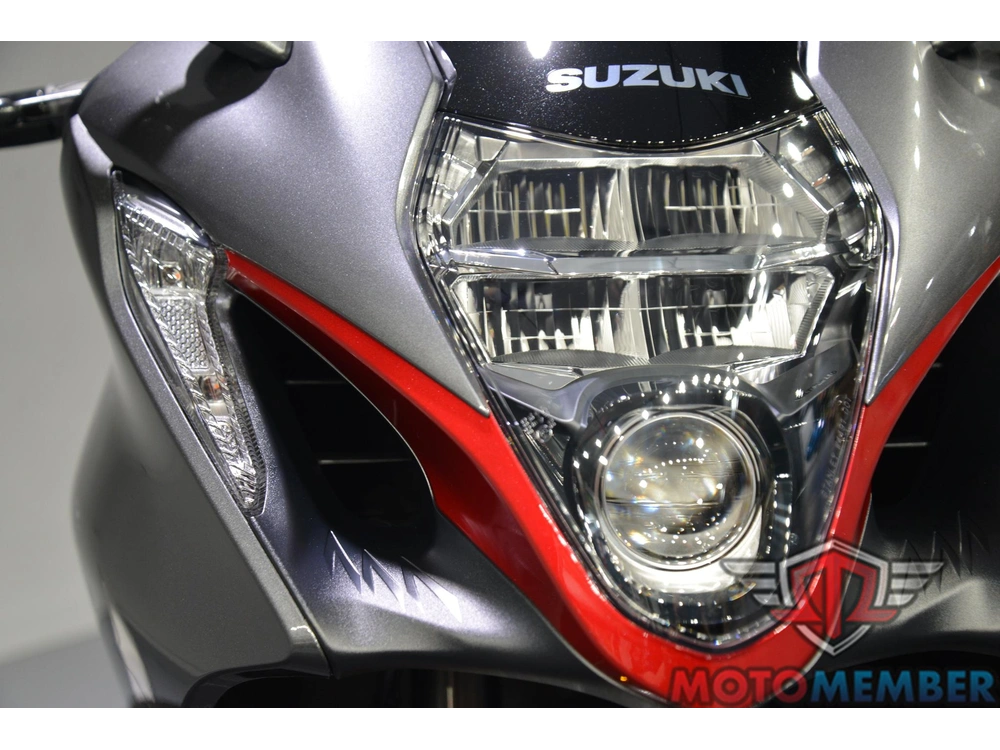 2024 Suzuki Hayabusa alt