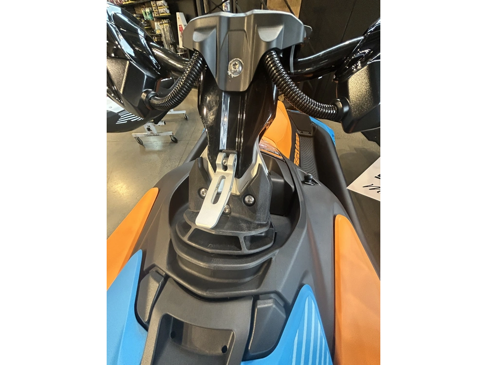 2026 Sea-doo Spark™ 1up Trixx 90 alt