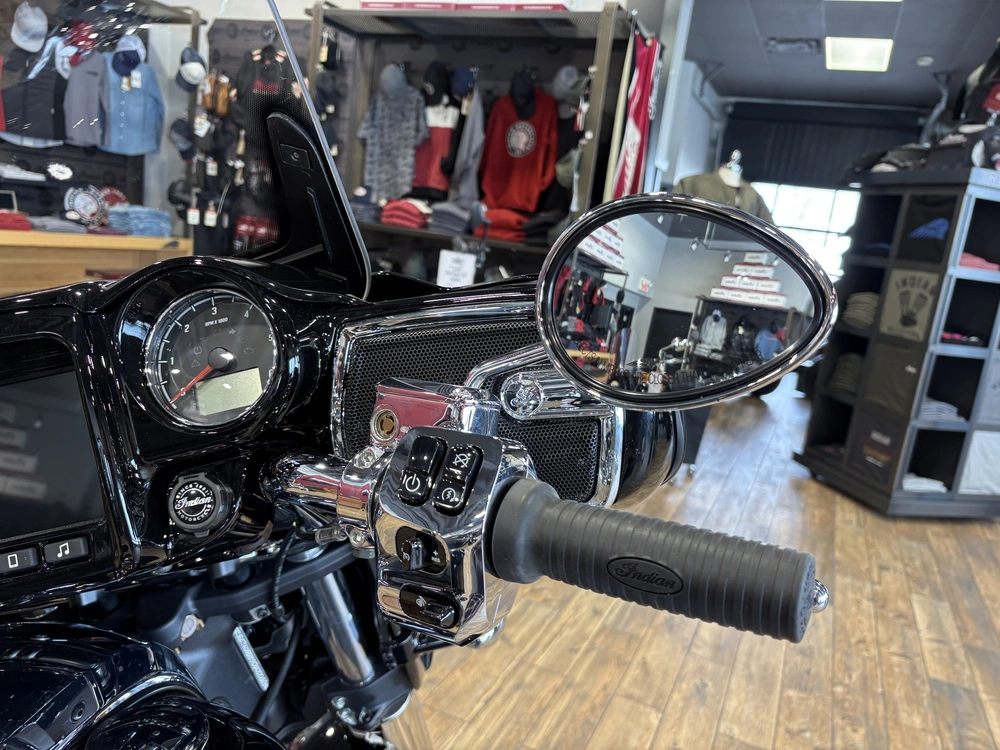 Indian Motorcycle Roadmaster Limited 2025 alt