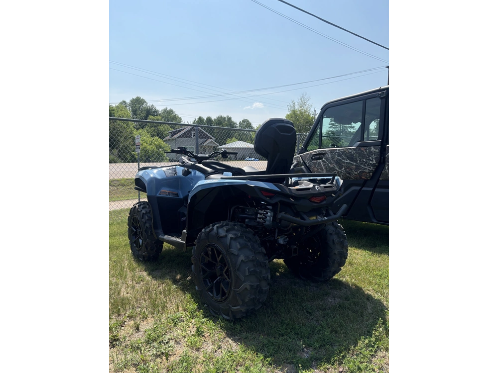 2026 Can-am Out Max Xt 700 alt