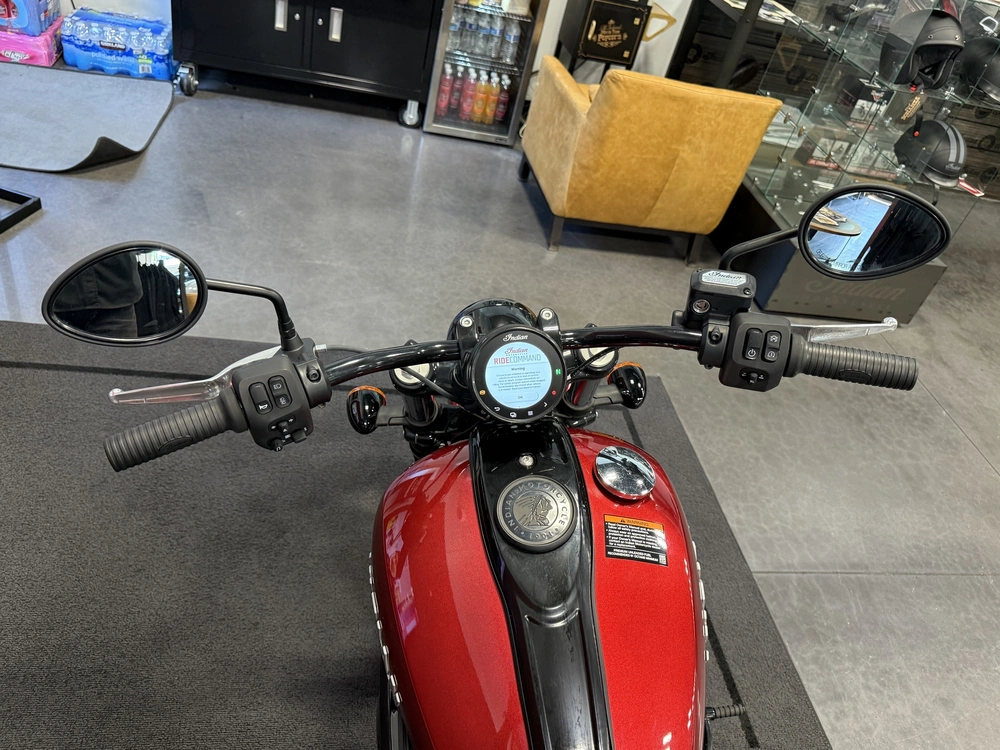 2024 Indian Motorcycle Chief Dark Horse alt
