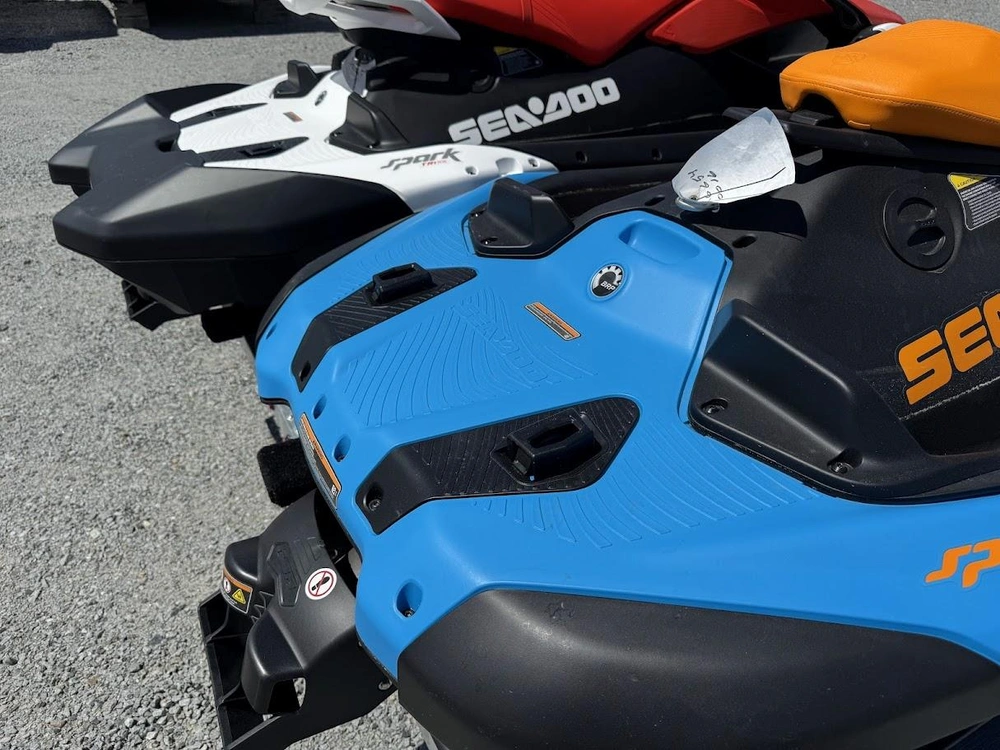 2026 Sea-doo Spark Trixx 1 Up alt