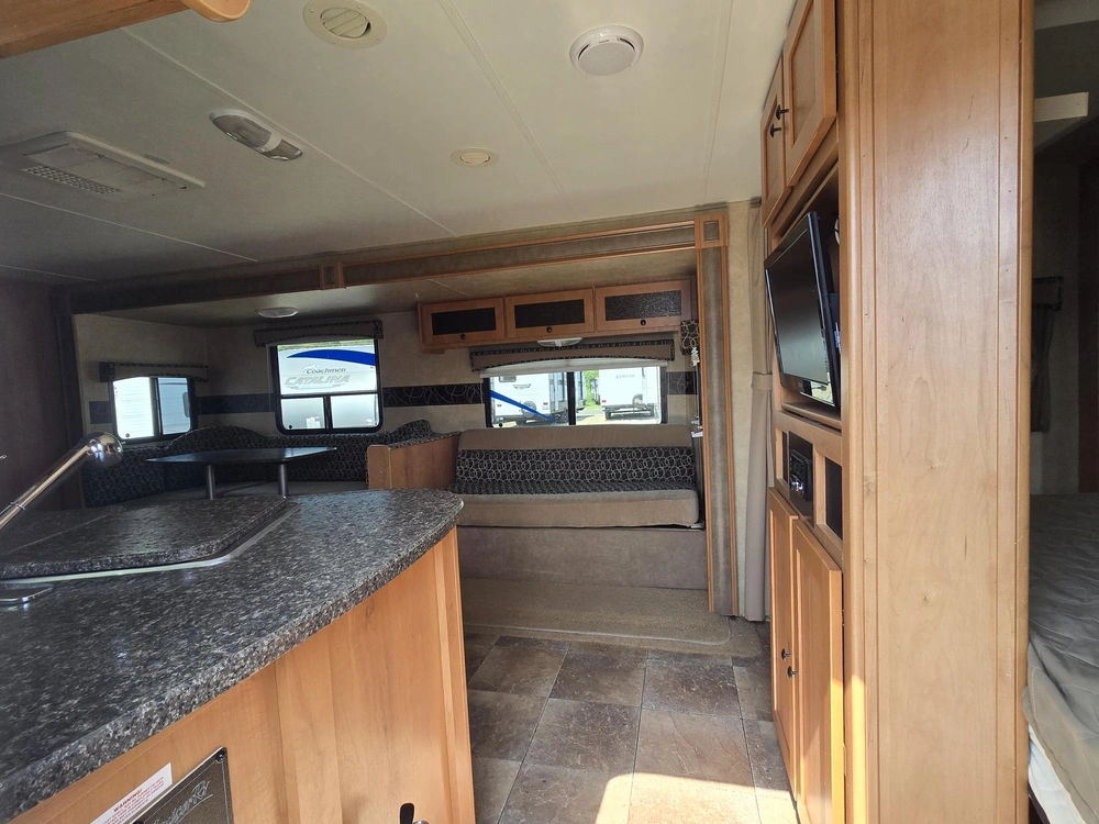Cruiser Shadow Cruiser S280qbs 2012 alt
