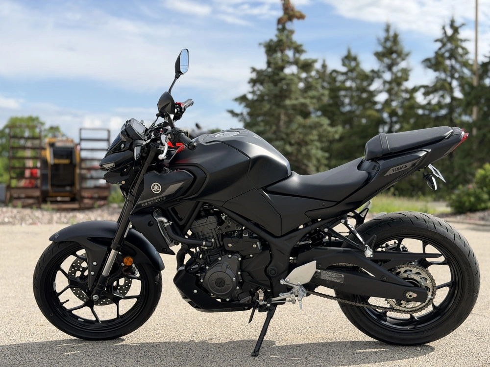 2026 Yamaha Mt-03 alt