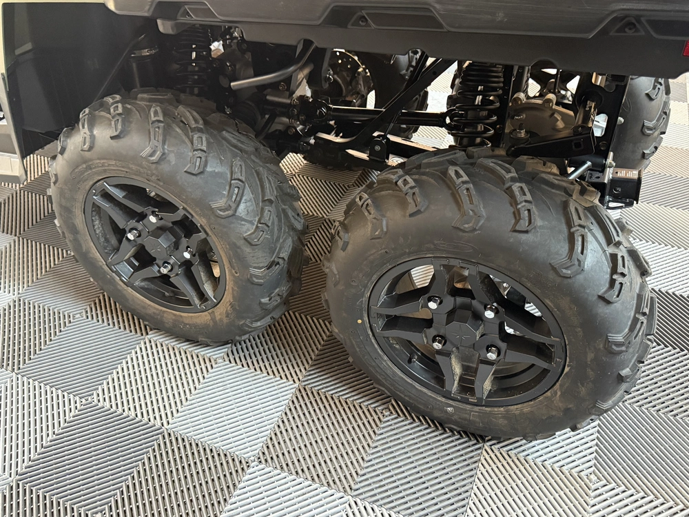 2025 Polaris Sportsman 6x6 570 alt