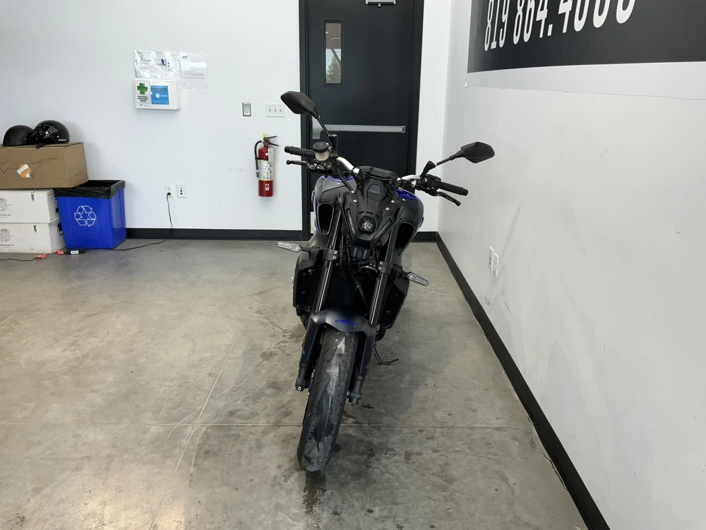 Yamaha Mt09 2023 alt