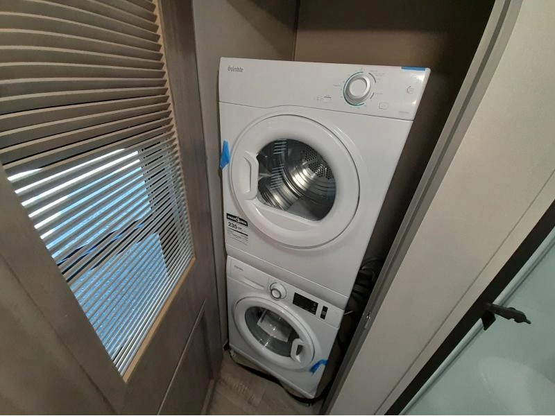 Coachmen Catalina 42 Condo 2027 alt