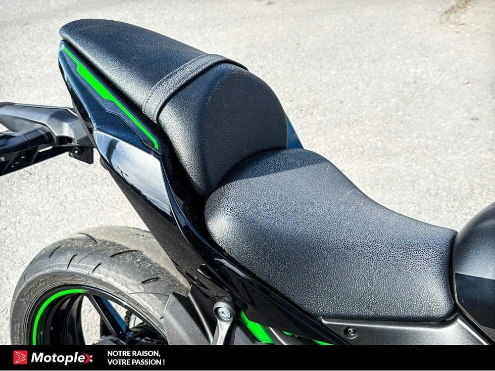 2023 Kawasaki Z650 alt
