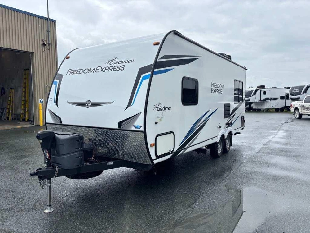 Coachmen Freedom Express 20se 2022 alt