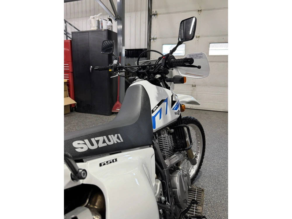 2026 Suzuki Dr650 alt