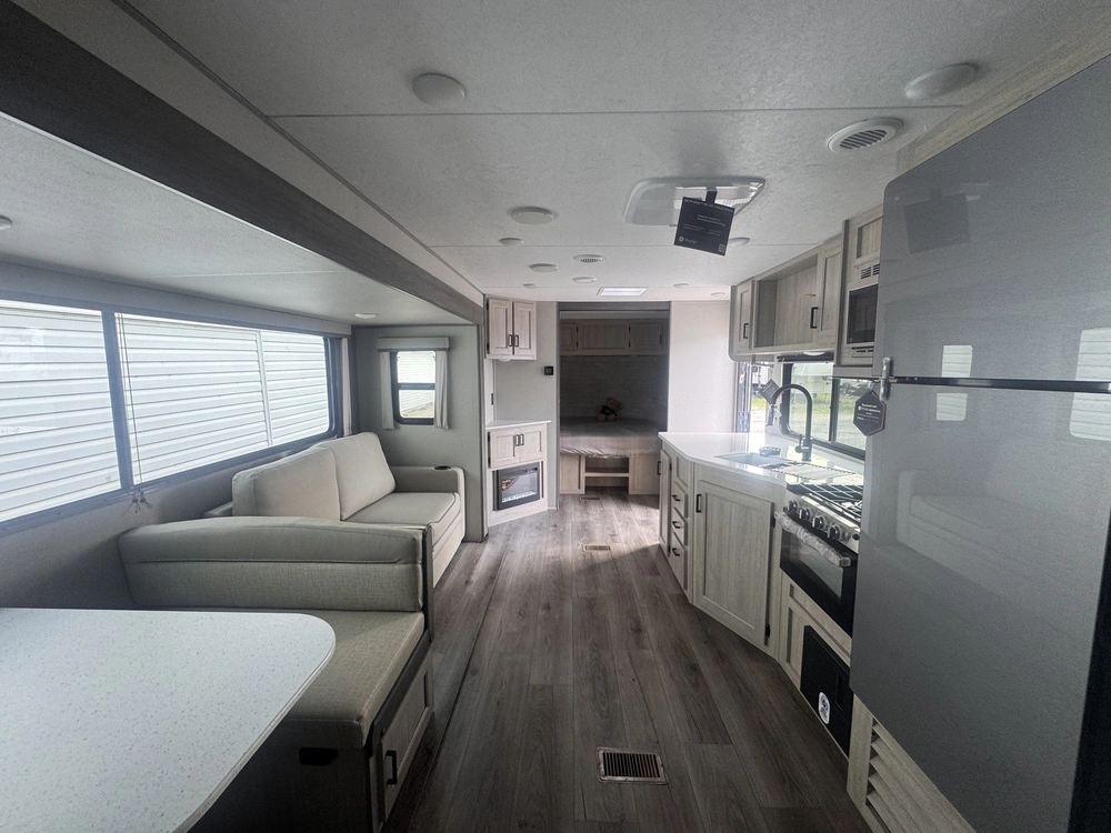 Coachmen Catalina 243rbs 2026 alt