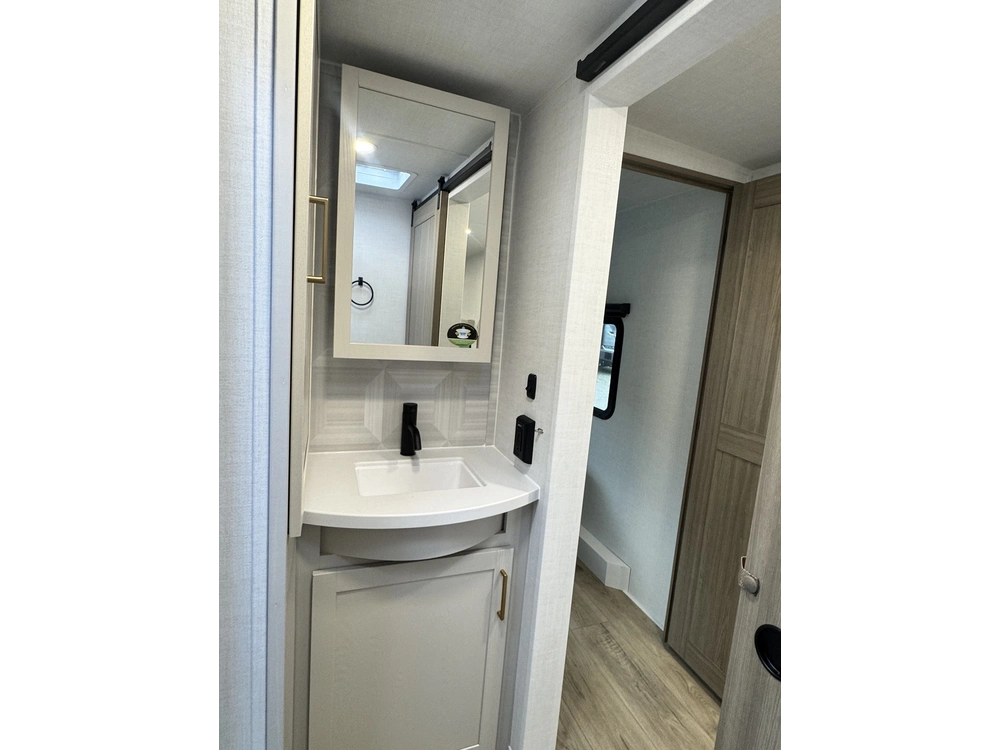 Forest River Rockwood Signature 301srk 2027 alt