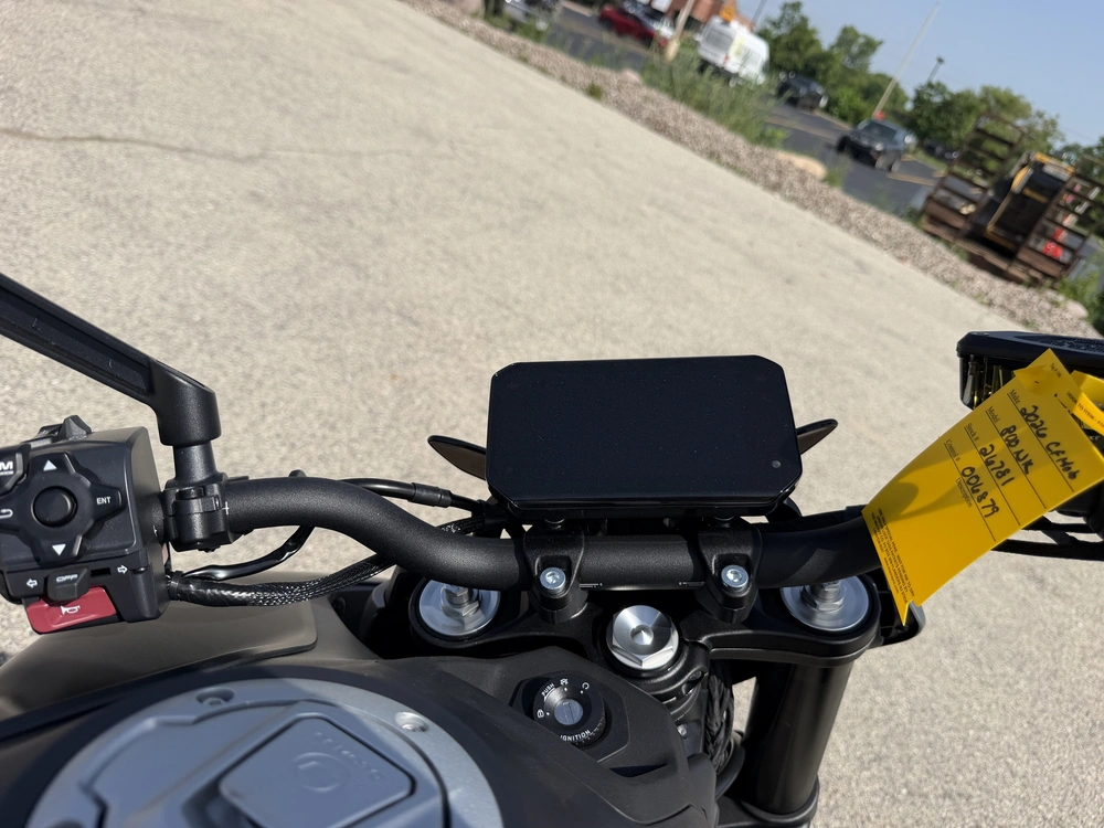 2026 Cfmoto 800nk alt