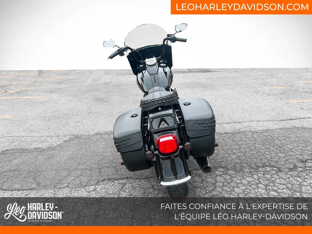 Harley-davidson Flhcs Heritage Classic 2023 alt