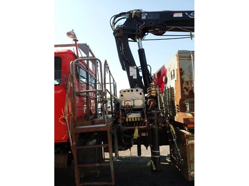 Freightliner Fl80 2004