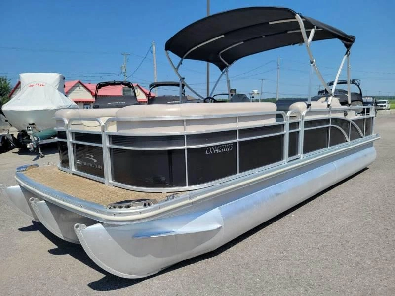 Bennington Marine 24sslx 3 Tubes / 150hp G2 2014 alt