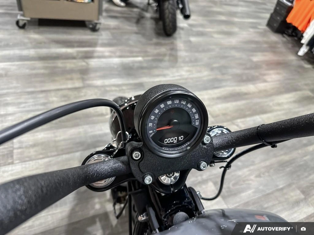 2026 Harley-davidson Street Bob alt