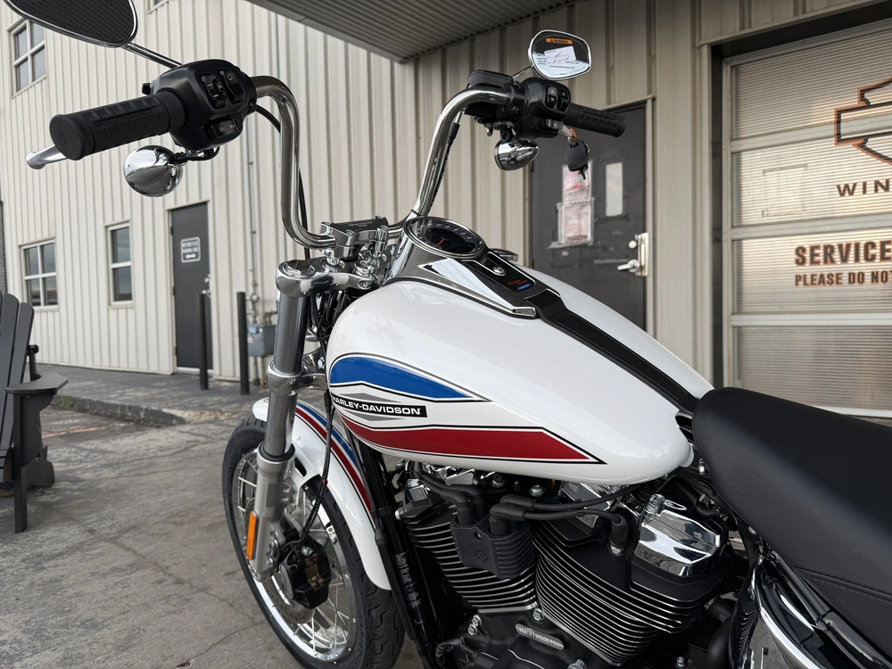 2026 Harley-davidson Super Glide alt