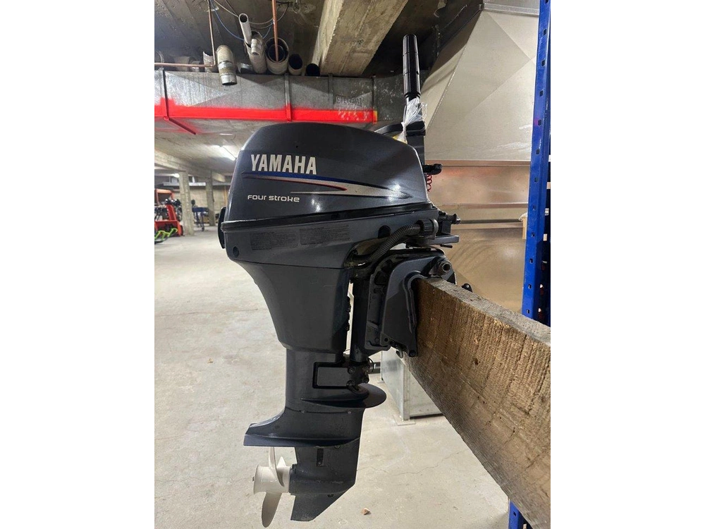 Yamaha F9.9 Mshg 2008 alt