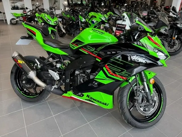 Kawasaki ZX-4RR 2024