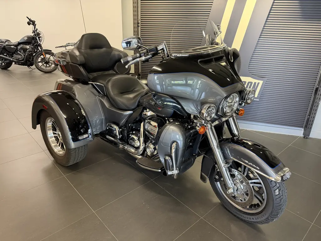 2022 Harley-Davidson FLHTCUTG Tri Glide UltraFLHTCUTG