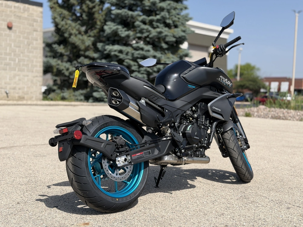 2026 Cfmoto 800nk alt