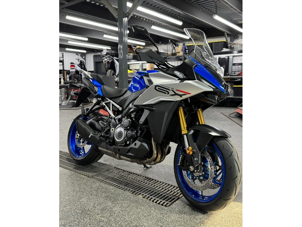 2025 Suzuki Gsx-s1000gxm5 alt
