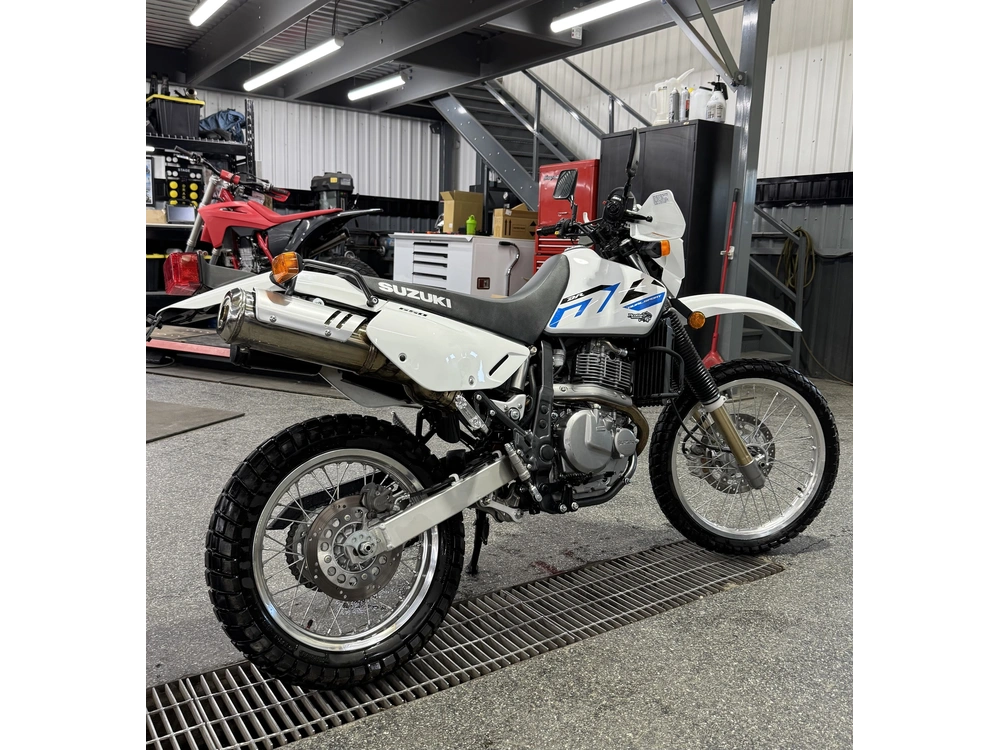 2026 Suzuki Dr650 alt