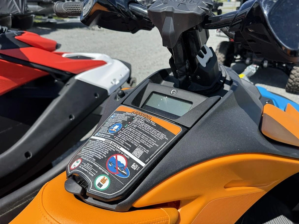 2026 Sea-doo Spark Trixx 1 Up alt