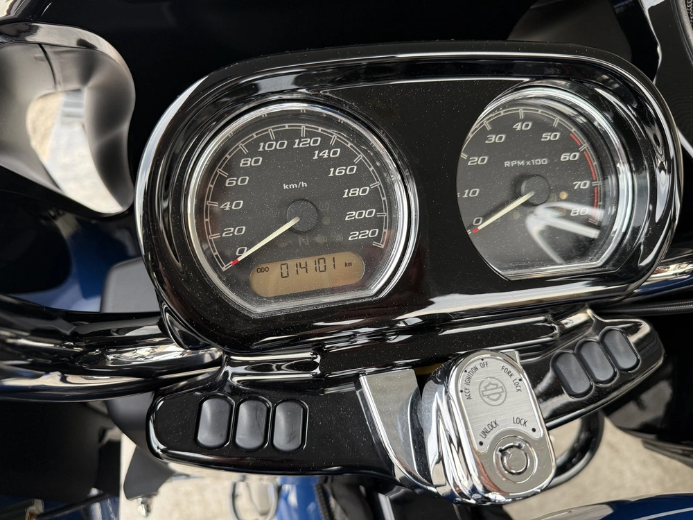 2023 Harley-davidson Road Glide 3 alt